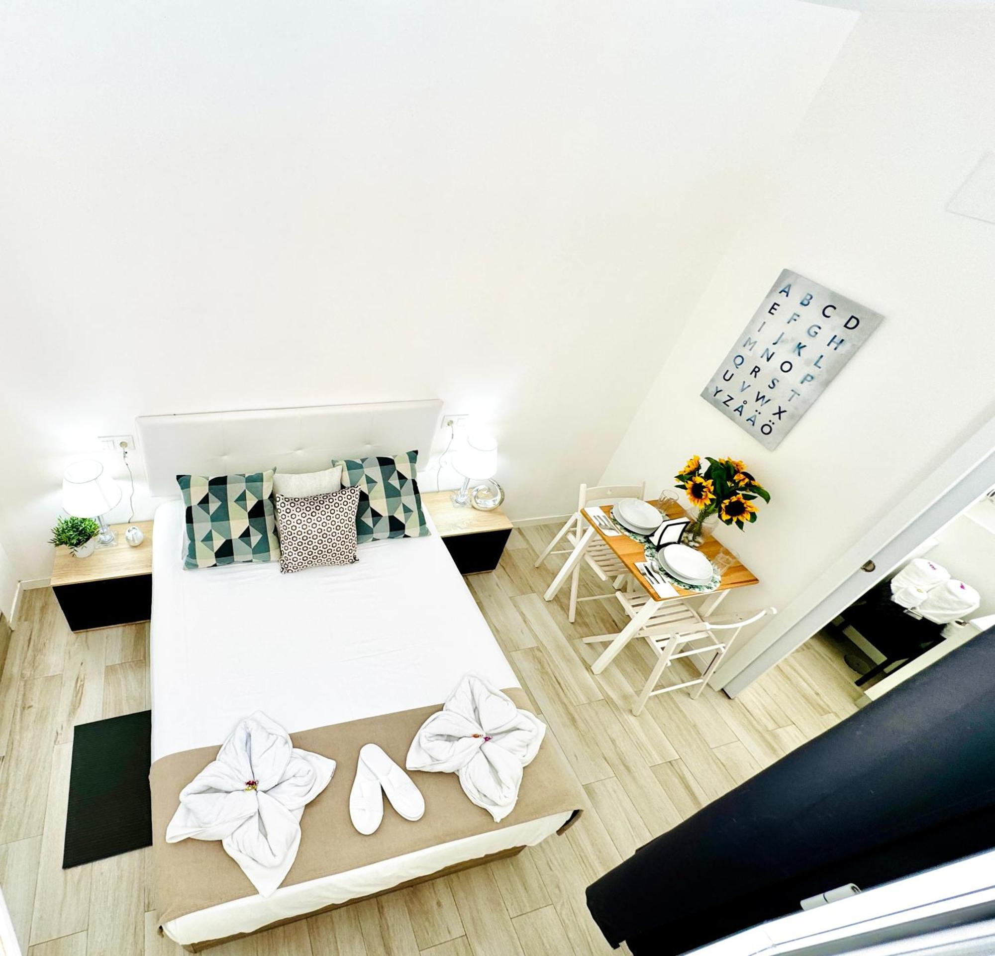 Cinco Torres Suites Madrid Kültér fotó