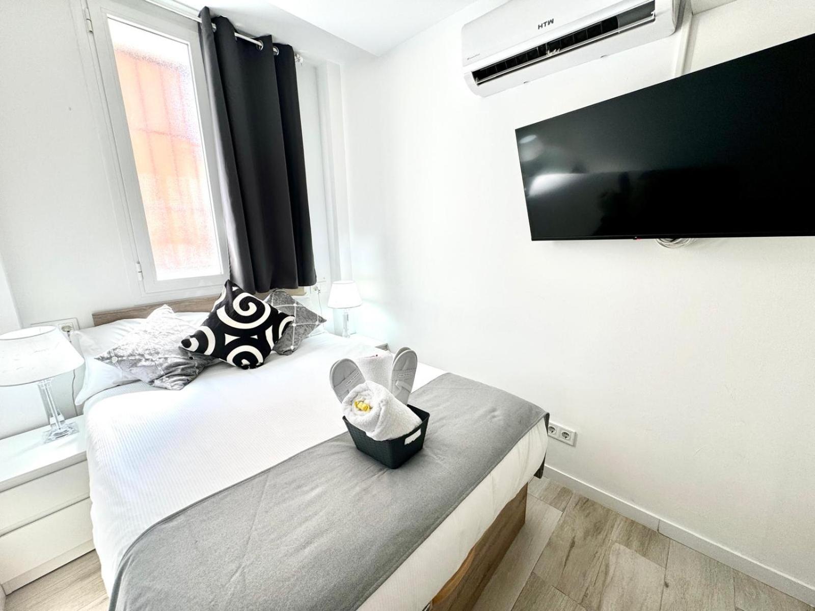 Cinco Torres Suites Madrid Kültér fotó
