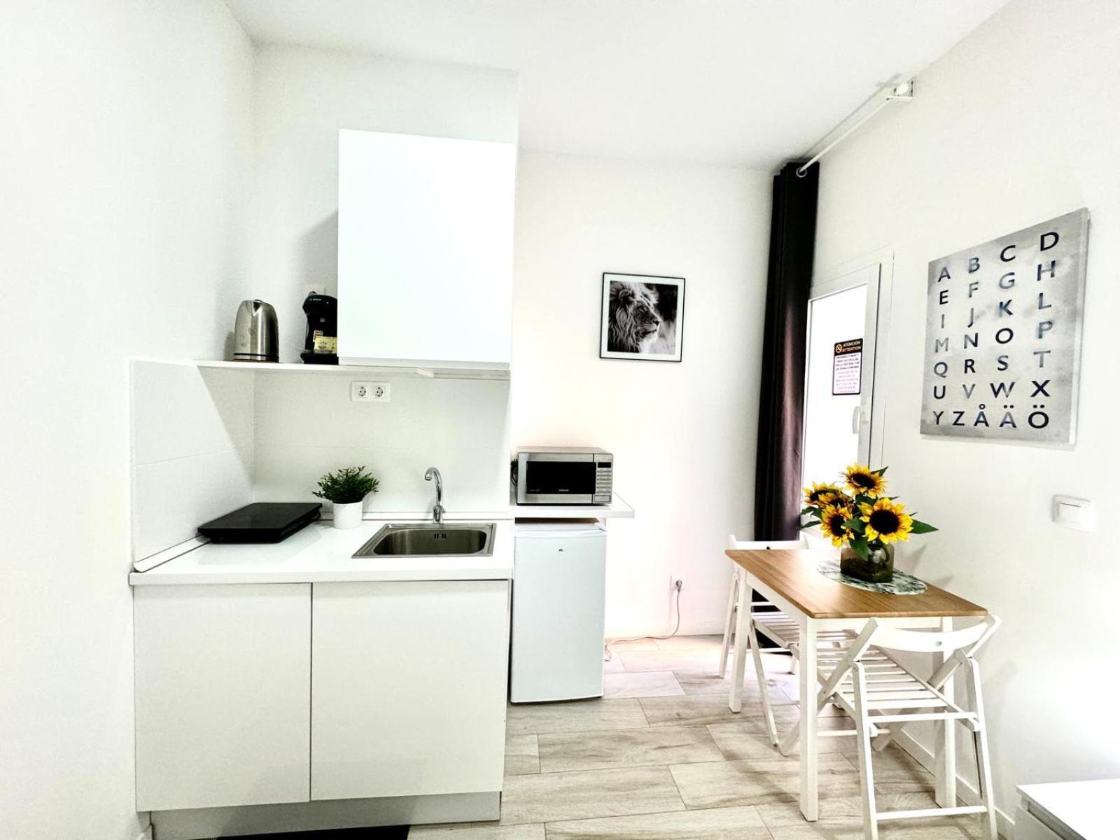 Cinco Torres Suites Madrid Kültér fotó
