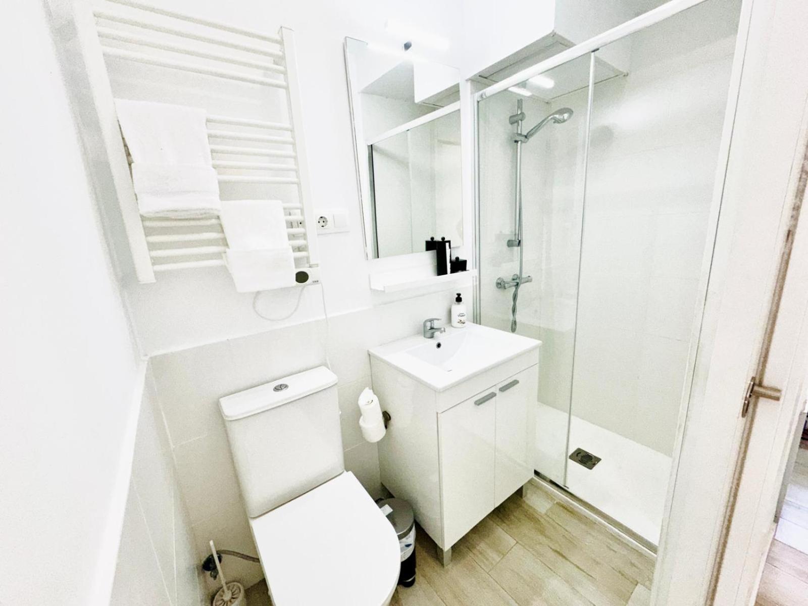 Cinco Torres Suites Madrid Kültér fotó