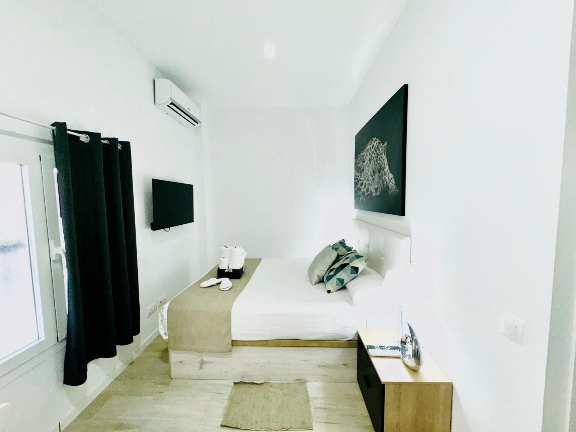 Cinco Torres Suites Madrid Kültér fotó